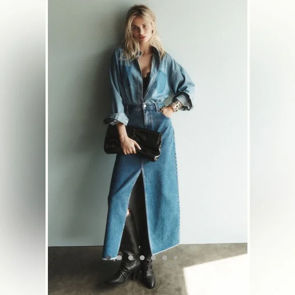 NWT Anthropologie Petite Pilcro The Madi Slit Front Denim Skirt Sz 6P - Picture 1 of 15